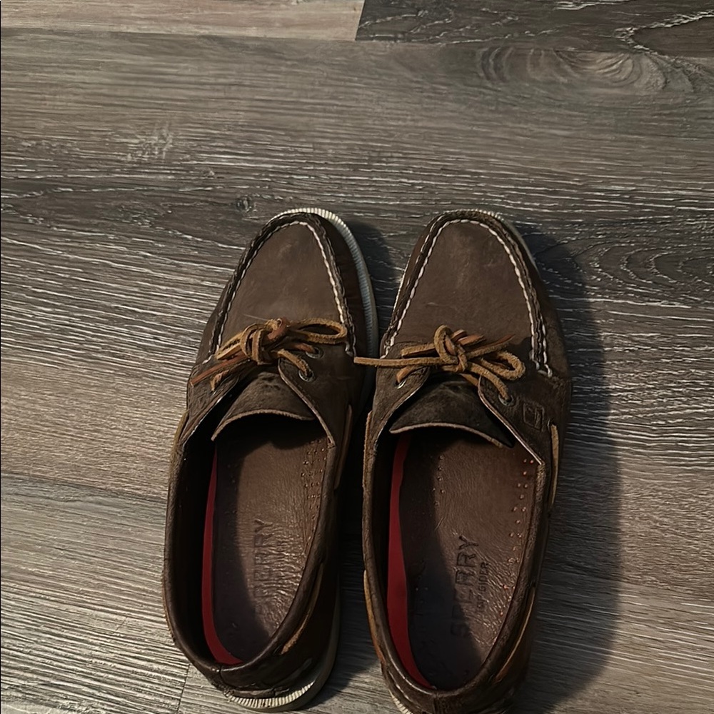 Sperry Women’s brown boat shoes